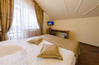 Курортные отели Хата Гуцула Микуличин Стандартный двухместный номер с 1 кроватью или 2 отдельными кроватями-2